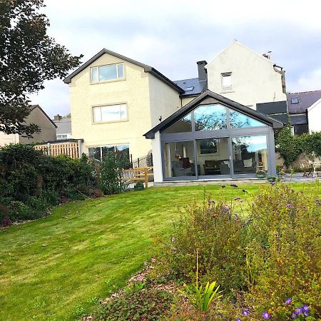 Dingle Garden Townhouse Exterior foto The house of the artist in 2019